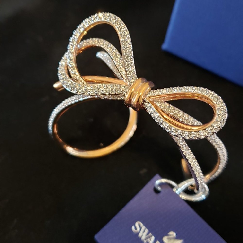 Swarovski - Bow Cuff Bracelets with Swarovski Crystals / Rose Gold Plated